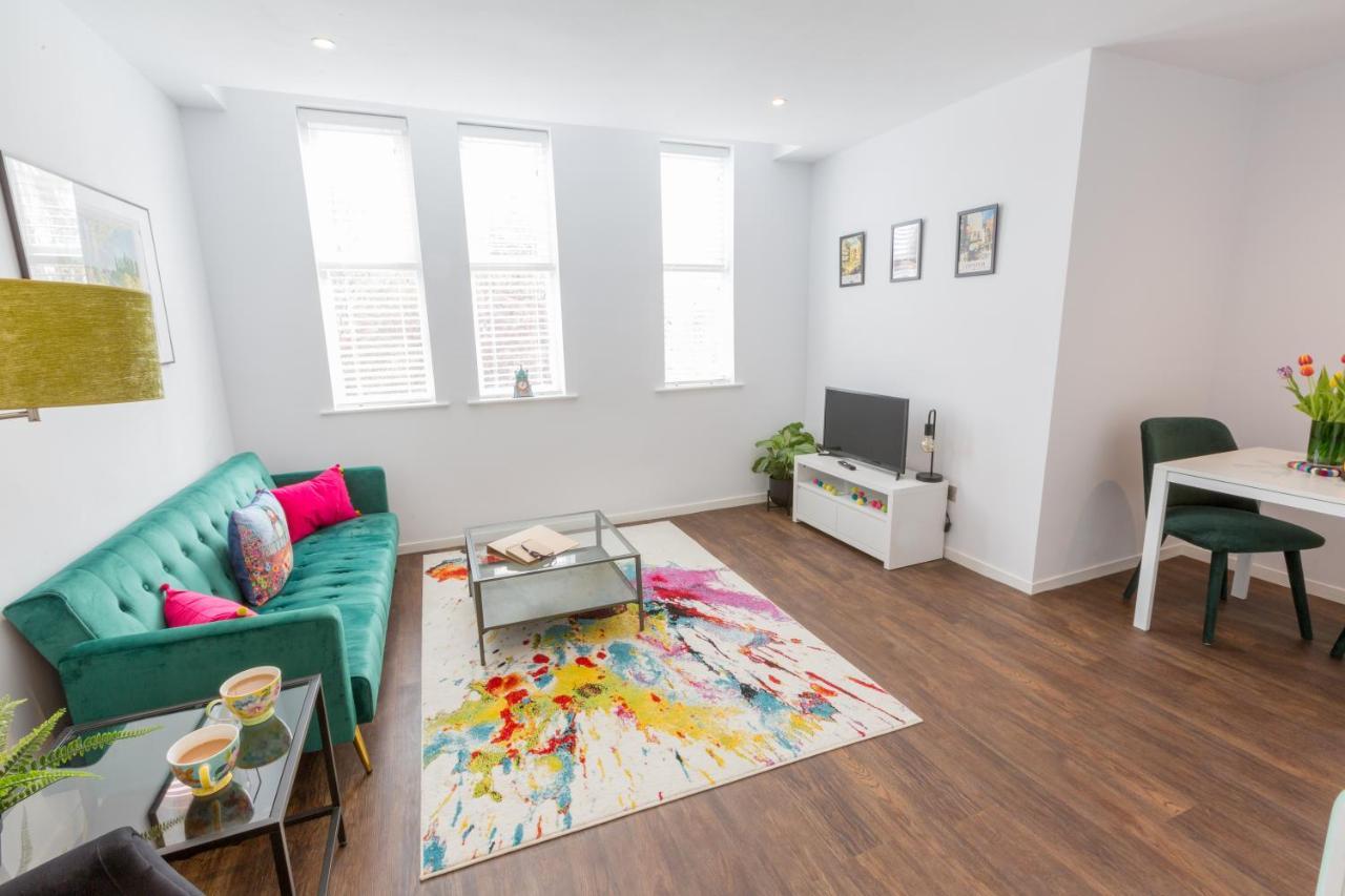 Chester Stays - Lovely Apartment In The Heart Of Chester With Free Parking Bagian luar foto